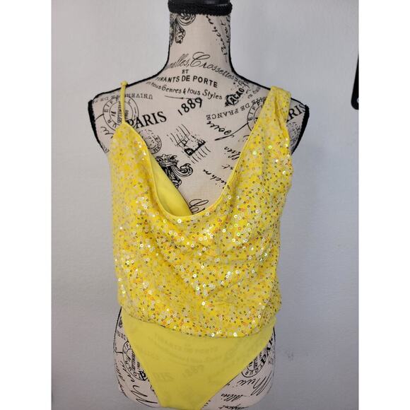 H:ours Fairy Yellow Sequin Top SZ XS Whimsycal Going Out Bling - Picture 2 of 8